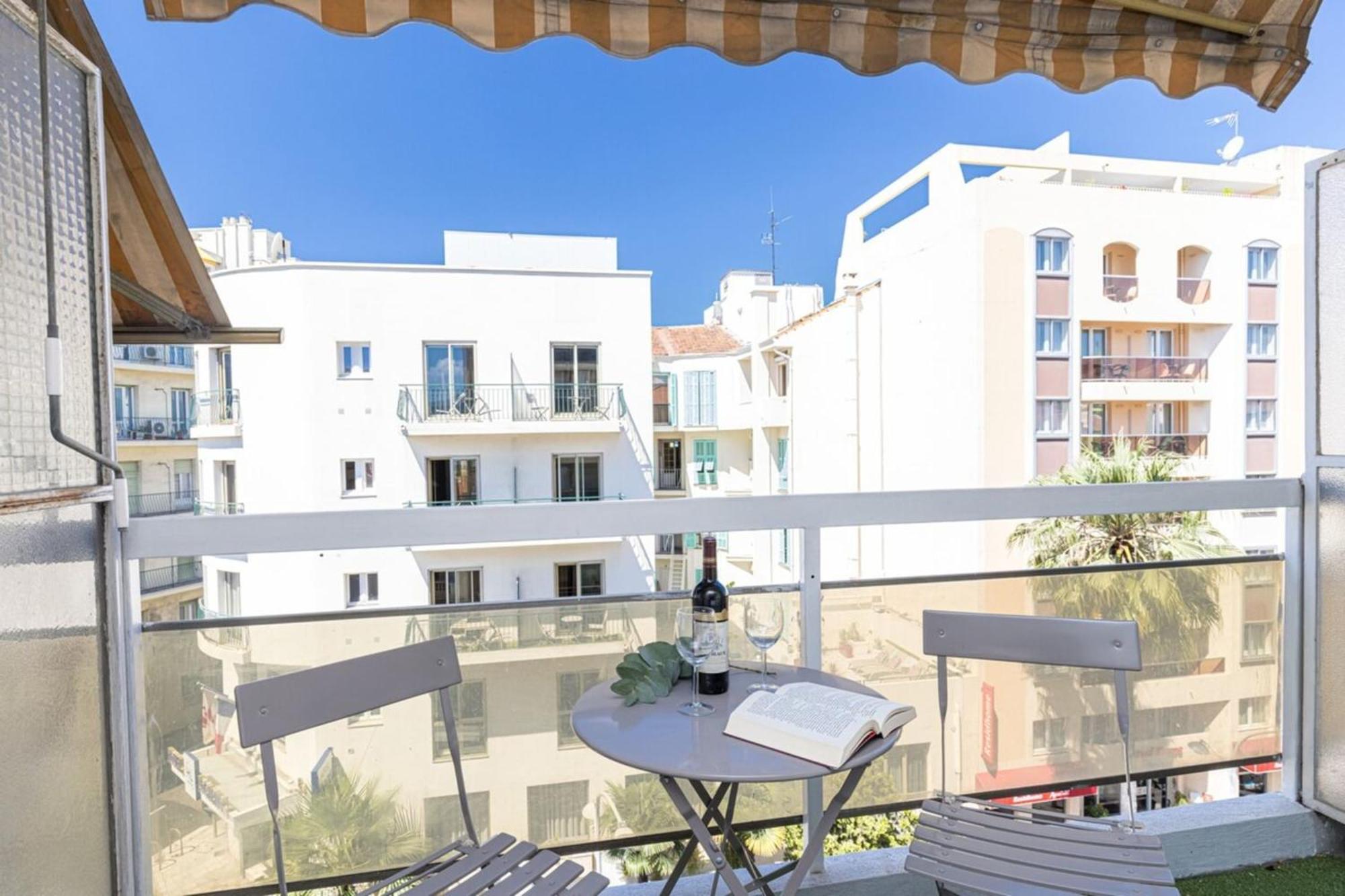 Grosso 4 - Studio With Balcony - Near The Sea Νίκαια Εξωτερικό φωτογραφία